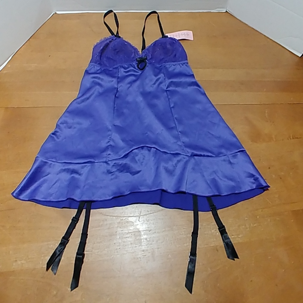 Affinitas garter baby doll lingerie nighty small